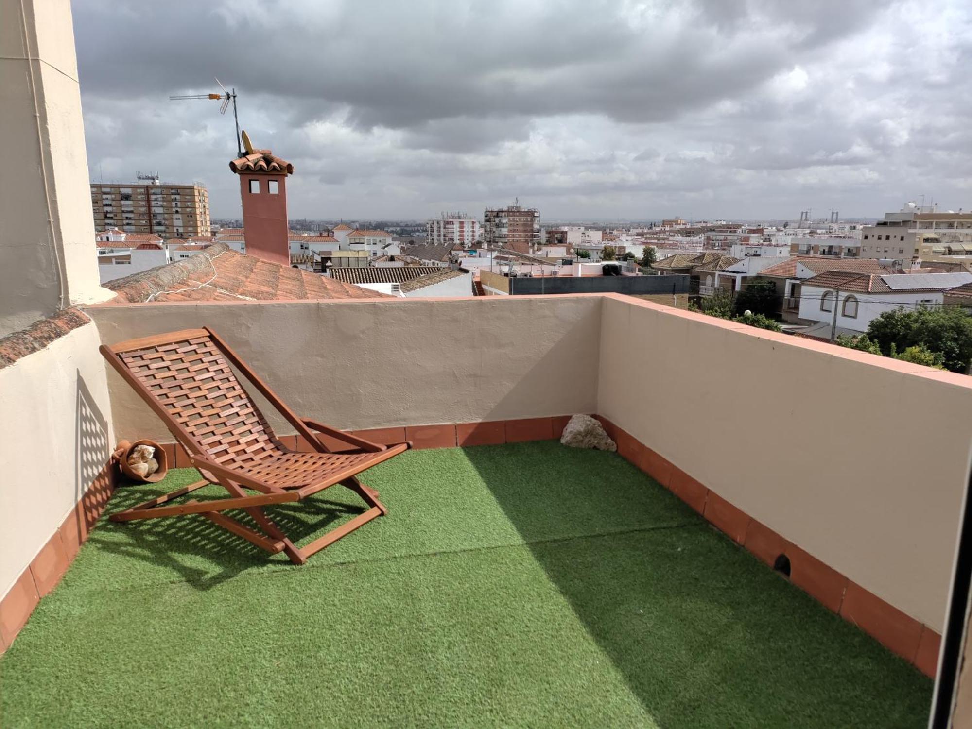 Junto Al Metro Del Centro De Sevilla! 산 후안 데 아스날파라체 외부 사진